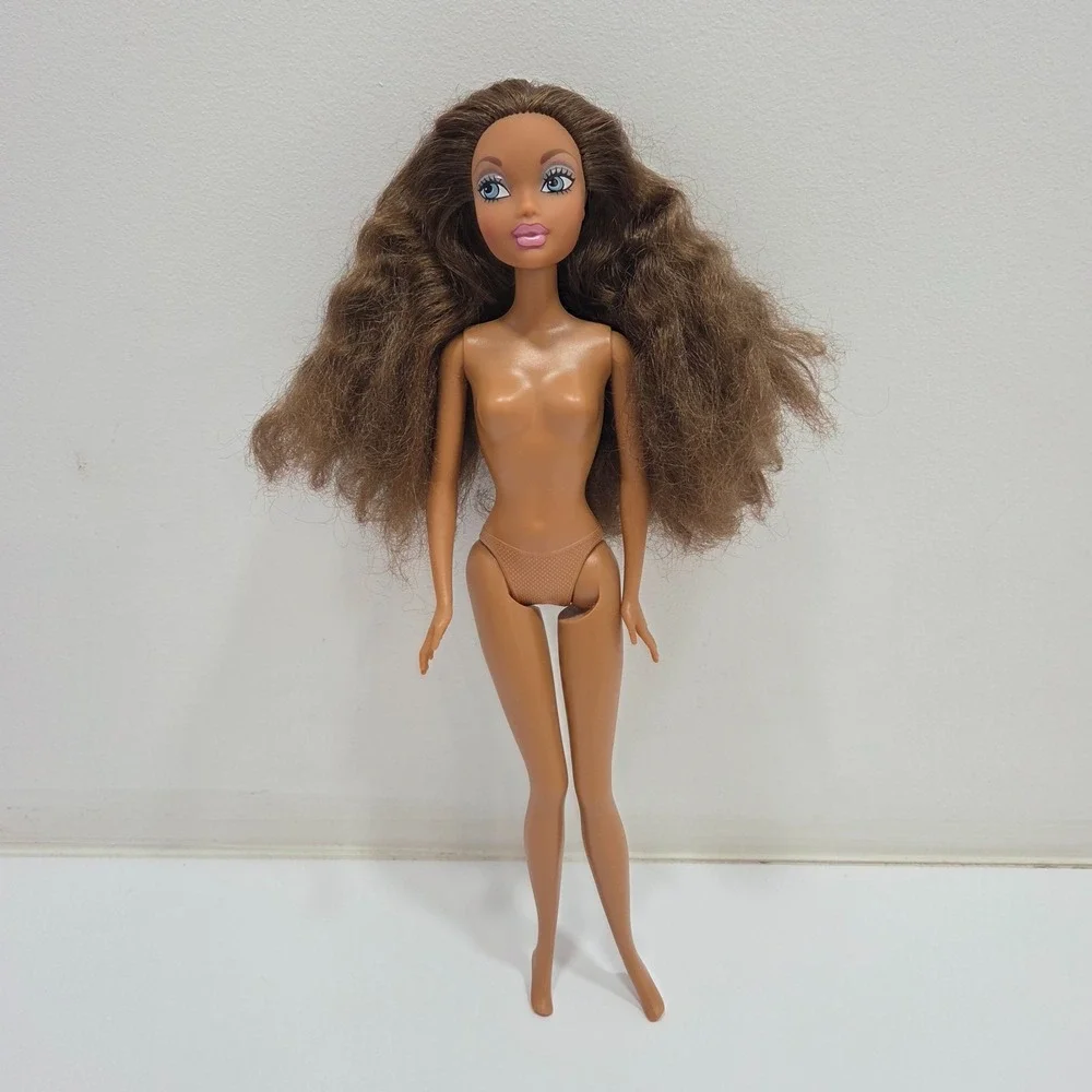 2003 Mattel My Scene Barbie Doll SPRING BREAK MADISON Long Wavy Hair Nude